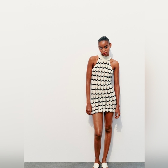 Knit Chevron Stripe mini dress - Picture 2 of 4